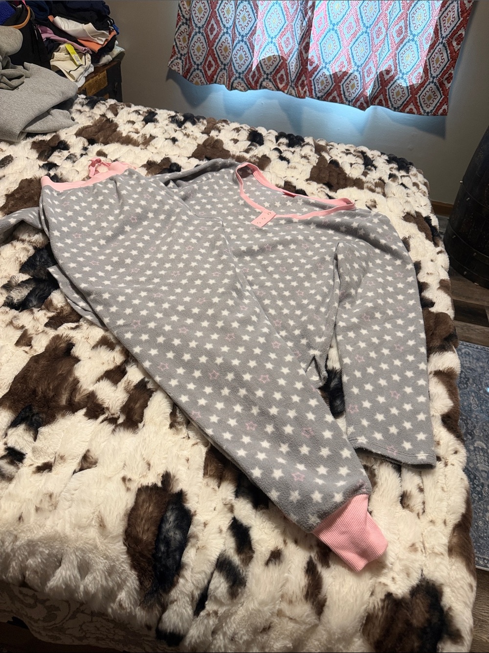 Jenni Gray Star Print Pajama Set with Pink Trim